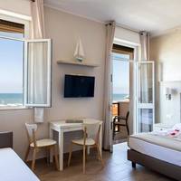 Studio with Sea View