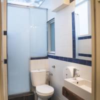 Bed in 7-Bed Female Dormitory Room with en-suite Bathroom