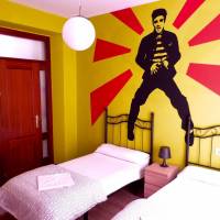 Twin Room with Shared Bathroom