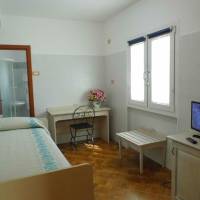 Small Single Room