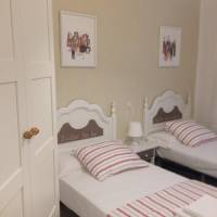 Triple Room with Private Bathroom