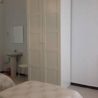 Economy Quadruple Room with Shared Bathroom