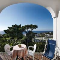 Double or Twin Room with Sea View