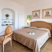 Two-Bedroom Apartment with Terrace and Sea View