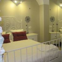 Studio Apartment with Balcony