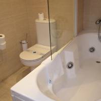 Triple Room with Hydromassage Bath