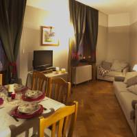 One-Bedroom Apartment (5 Adults)