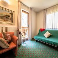 Two-Bedroom Apartment (6 Adults)