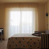 Studio (2 Adults)