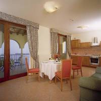 Two-Bedroom Apartment with Lake View