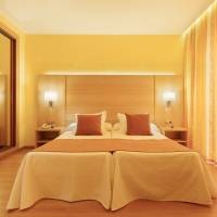 Double Room with Street View