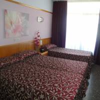 Triple Room (2 Adults + 1 Child) - 3 beds