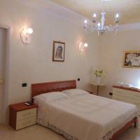Economy Triple Room