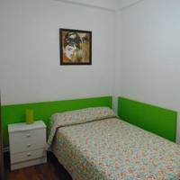 Single Room with Shared Bathroom