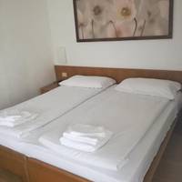 Economy Triple Room