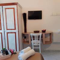 Comfort Double or Twin Room with Private Bathroom