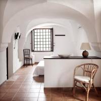 One-Bedroom Apartment (2 Adults)