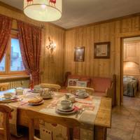 One-Bedroom Apartment (4 Adults)