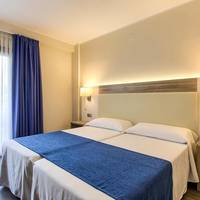 Standard Twin Room (2 pax)