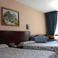 Economy Room 2 Beds (2 Adults + 2 Children)