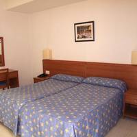Double Room (2 Adults + 1 Child )
