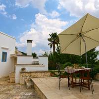 One-Bedroom Holiday Home