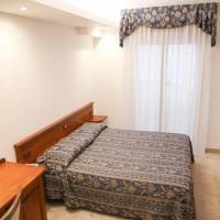 Economy Twin/Double Room (some with bathroom disable facilities)