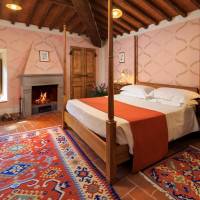 Suite with Hot Tub