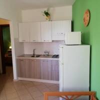 One-Bedroom Apartment (4 Adults) with Terrace