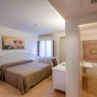 Double or Twin Room with Spa Bath