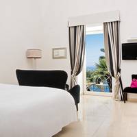 Triple Room with Sea View