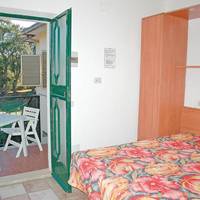 Studio (2 Adults)