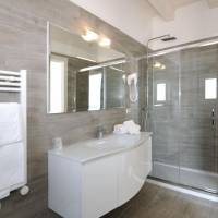 King Room with Spa Bath