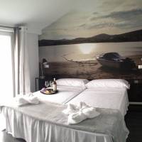 Double or Twin Room with Sea View