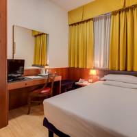 Classic Single Room