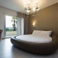Deluxe Suite with Sea View