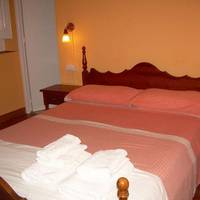 Double or Twin Room with Private Bathroom