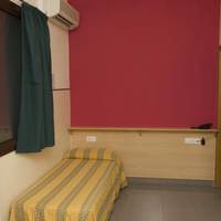 Interior twin room without Views