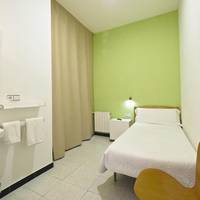 Single Room with Shared Bathroom