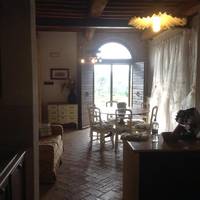 Family Two-Bedroom Apartment (4 Adults + 2 Children)