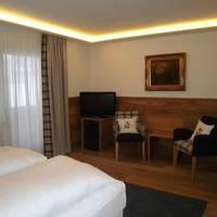 Suite (2 Adults)