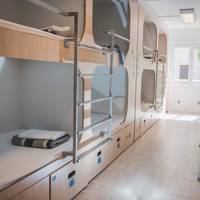 Bed in 16-Bed Mixed Dormitory Room 