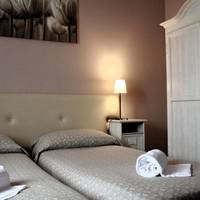 Twin Room with Private Bathroom