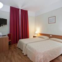 Standard Twin Room - Disability Access