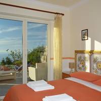 Quadruple Room with Sea View