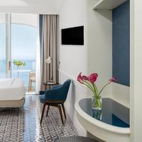 Queen Room with Sea View