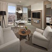 Family Room (3 Adults + 1 Child)