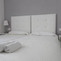 Twin Room with Private Bathroom and Balcony