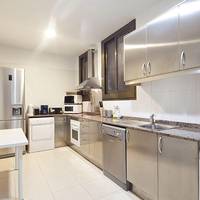 Six-Bedroom Apartment - Gran Via de les Corts Catalanes 561
