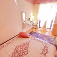 Deluxe One-Bedroom Apartment